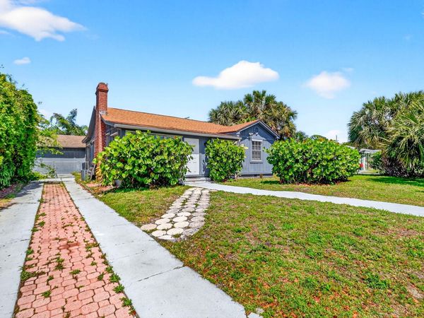 1123 Oak Street, West Palm Beach, FL 33405