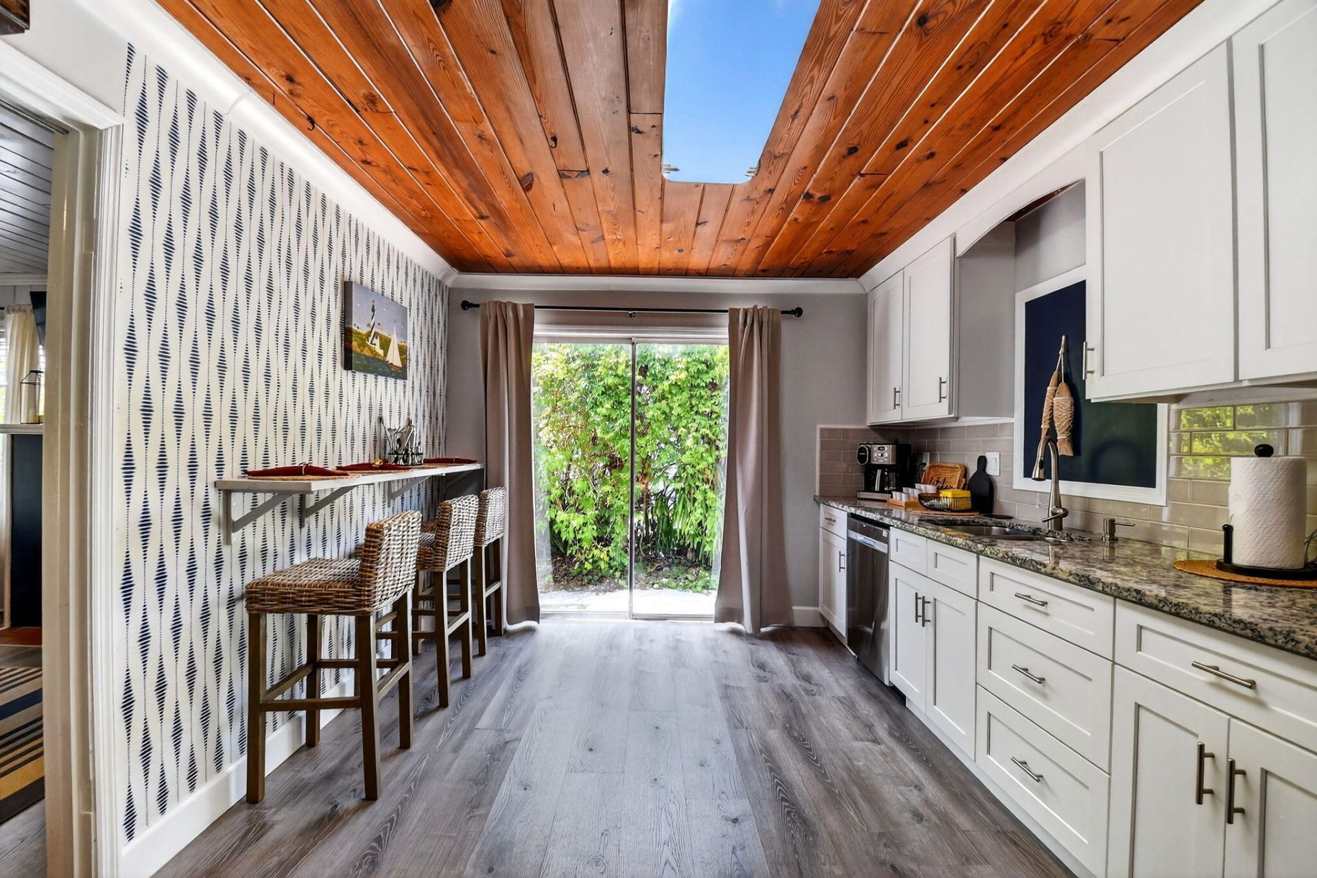1123 Oak Street, West Palm Beach, FL 33405 Photo
