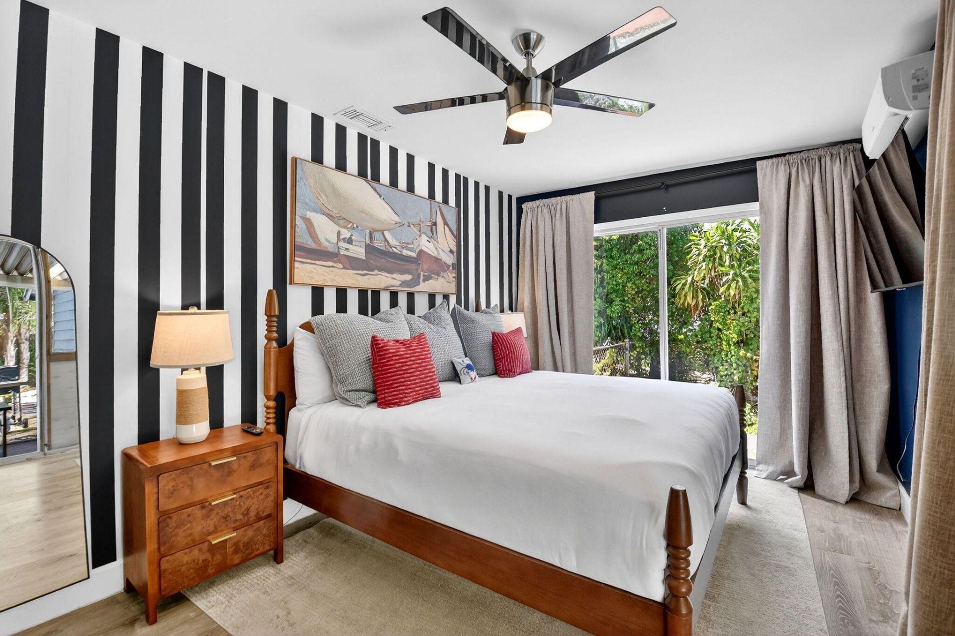 1123 Oak Street, West Palm Beach, FL 33405 Photo