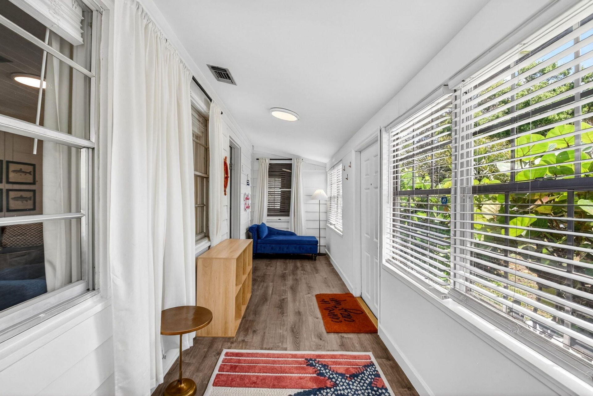 1123 Oak Street, West Palm Beach, FL 33405 Photo