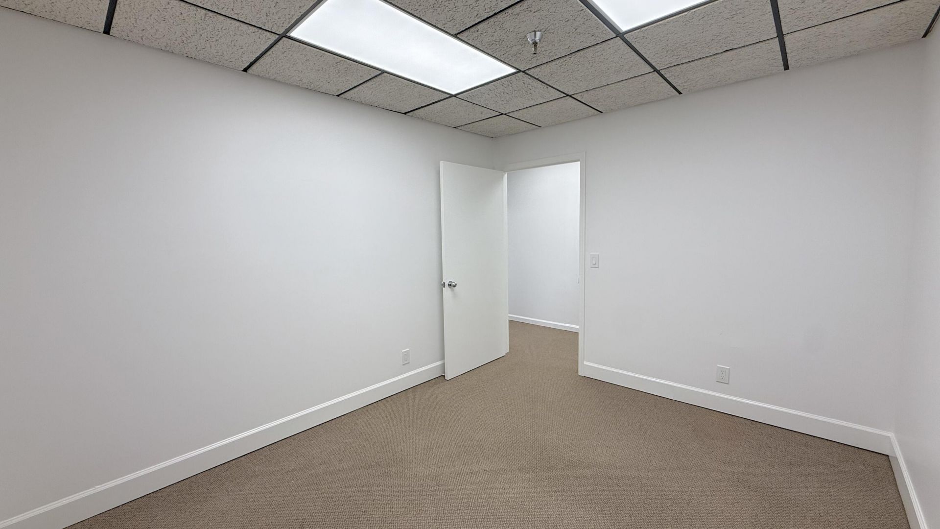 631 Us-1, Unit 404, North Palm Beach, FL 33408 Photo