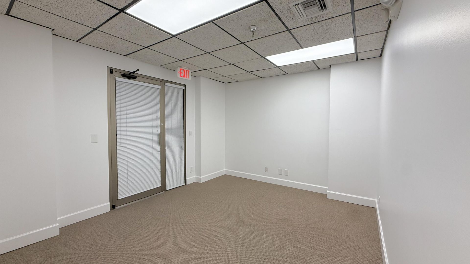 631 Us-1, Unit 404, North Palm Beach, FL 33408 Photo