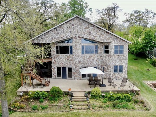 6353 S State Road 10 , Knox, IN 46534