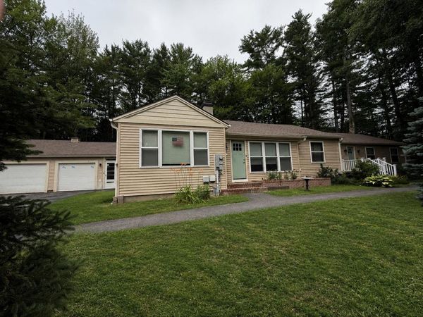 1090 North Main Street, Laconia, NH 03246