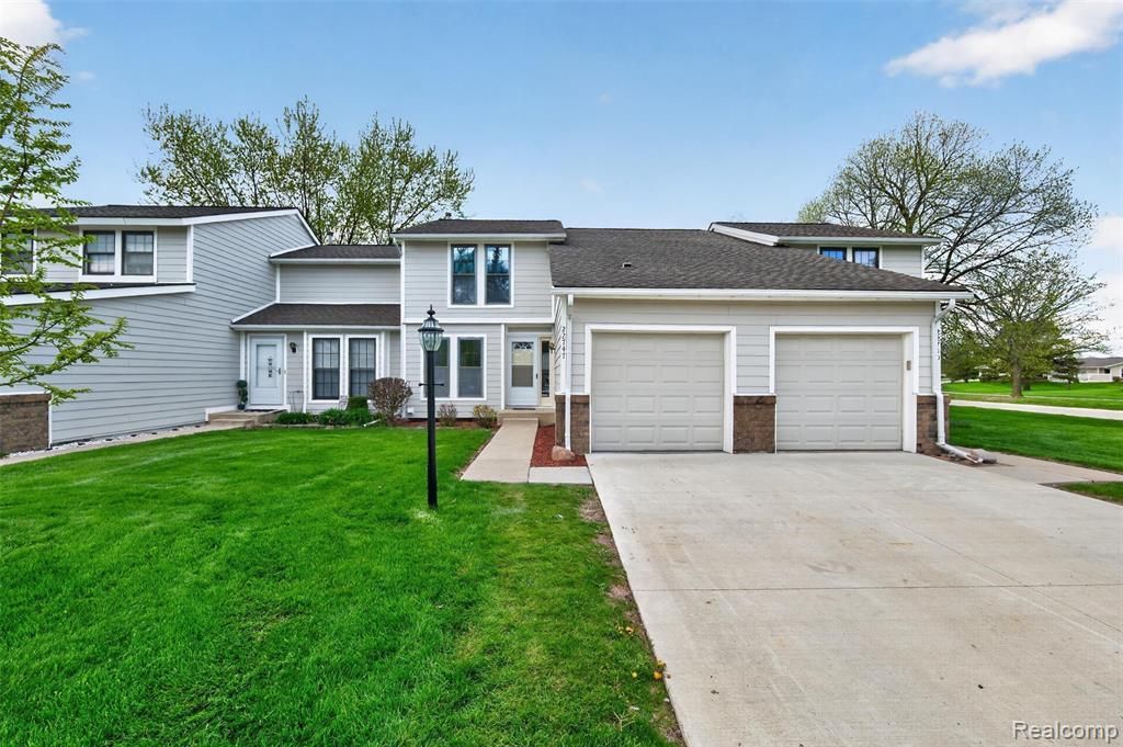 22747 Cranbrooke Drive, Novi, MI 48375 Main Photo