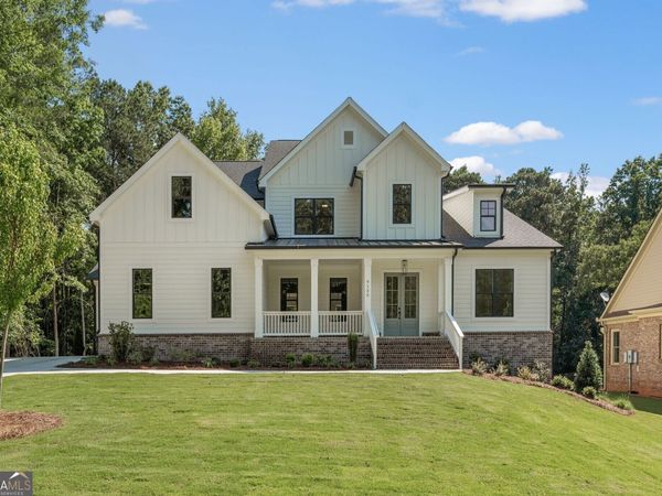9135 Greenway Court, Gainesville, GA 30506