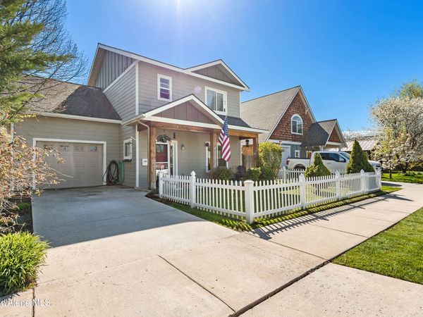 425 S Ella AVE , Sandpoint, ID 83864
