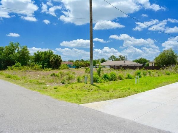 4507 27th ST SW, LEHIGH ACRES, FL 33973