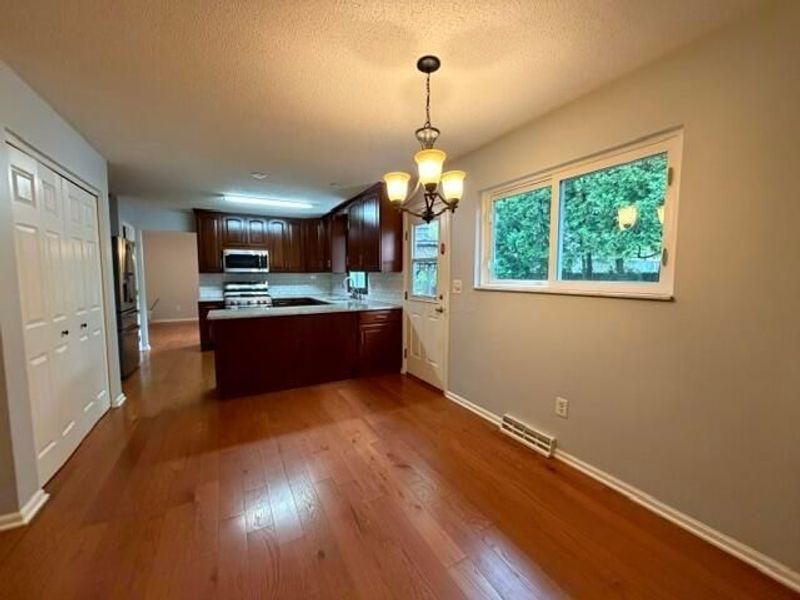 1806 Stonewall Drive , Newark, OH 43055 Photo 9