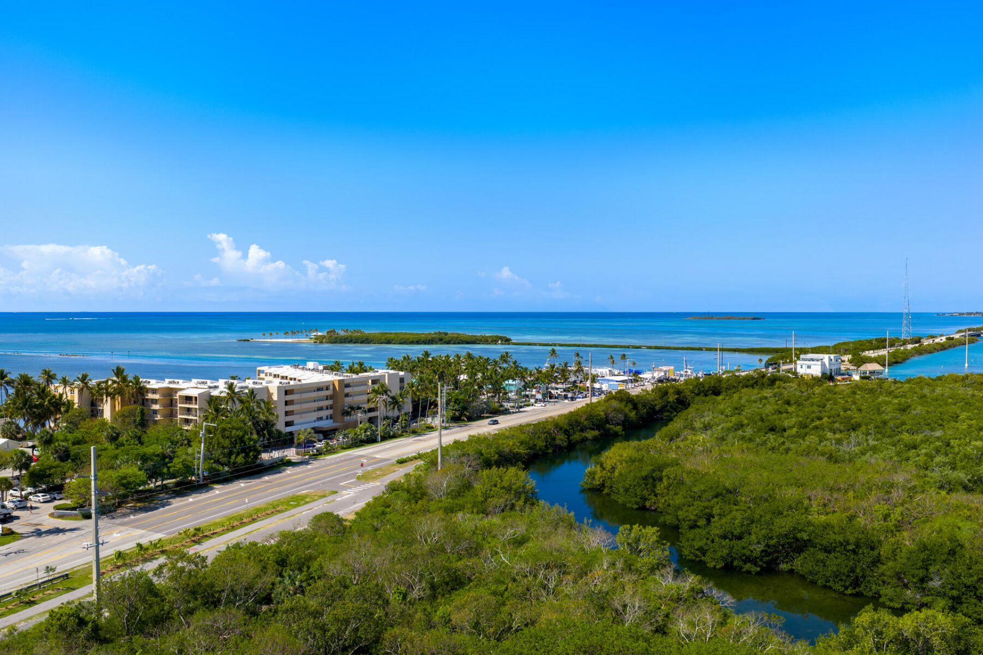 79901 Overseas Highway, Unit 320, Islamorada, FL 33036 Photo
