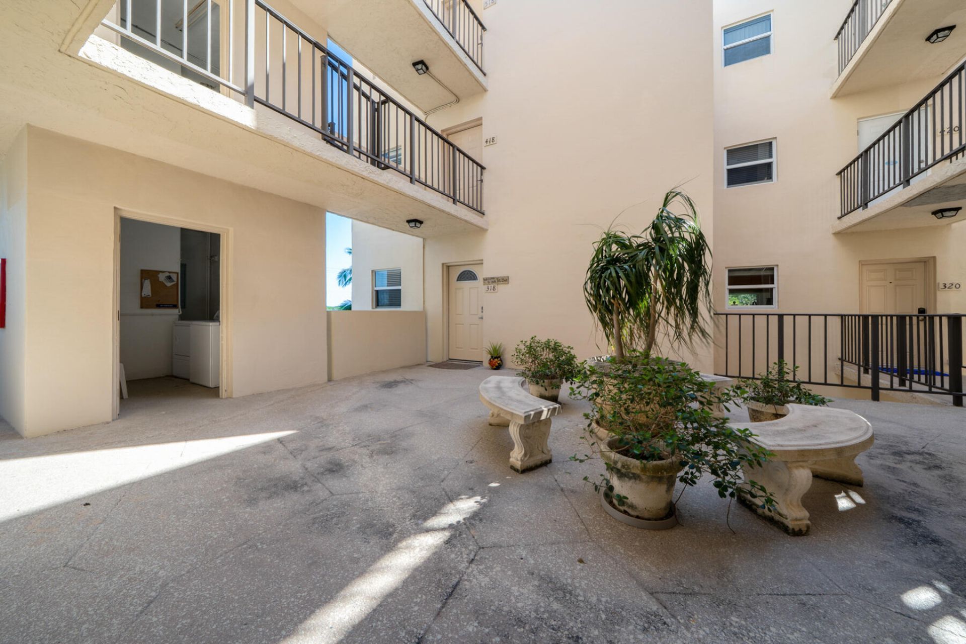 79901 Overseas Highway, Unit 320, Islamorada, FL 33036 Photo