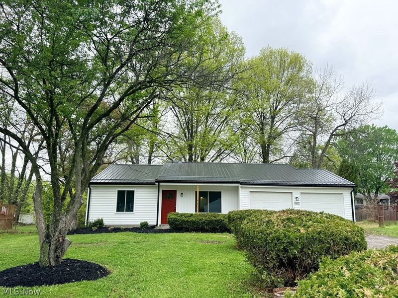 2625 Elm Drive , Girard, OH 44420 Photo 1