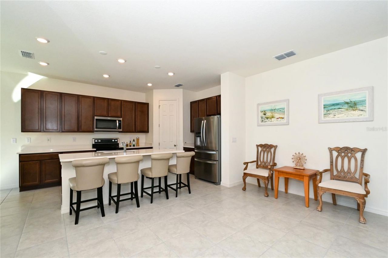 3551 74th Avenue Circle E, Sarasota, FL 34243 Photo