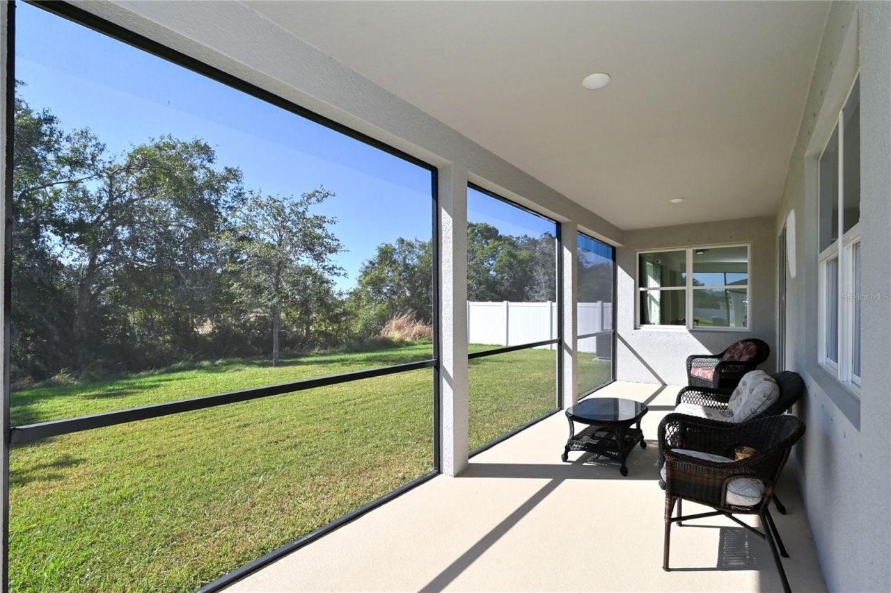 3551 74th Avenue Circle E, Sarasota, FL 34243 Photo