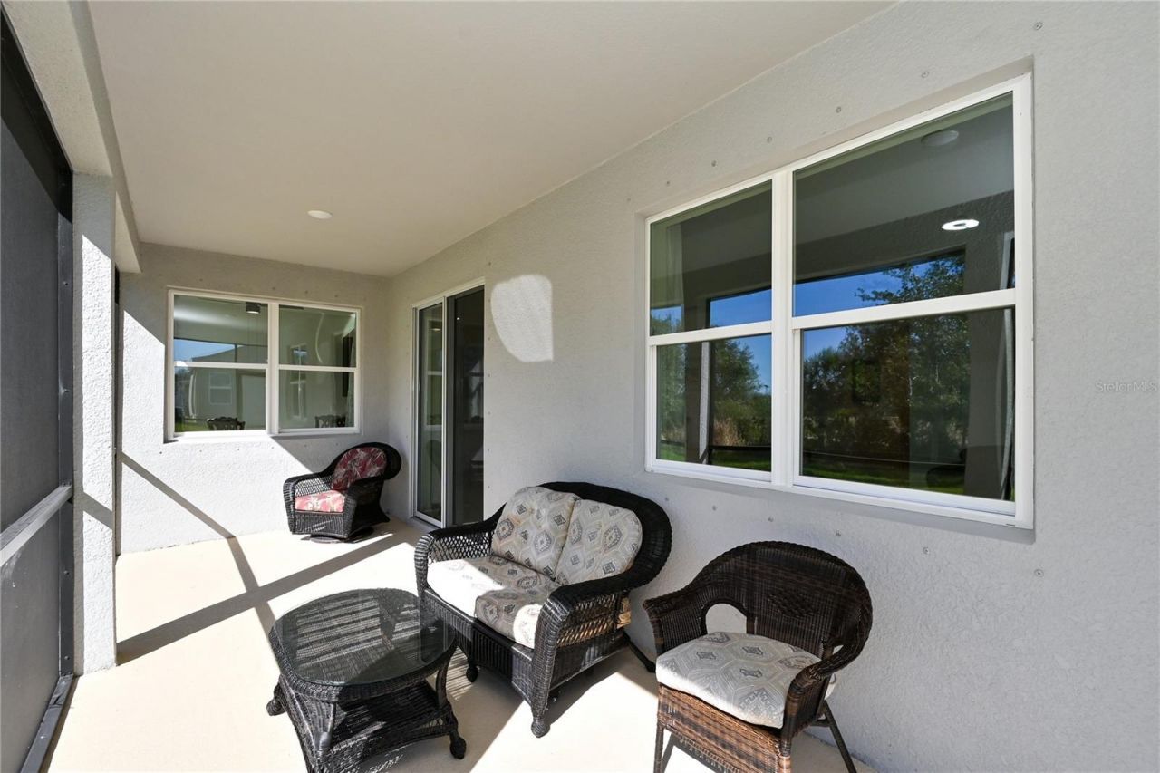 3551 74th Avenue Circle E, Sarasota, FL 34243 Photo
