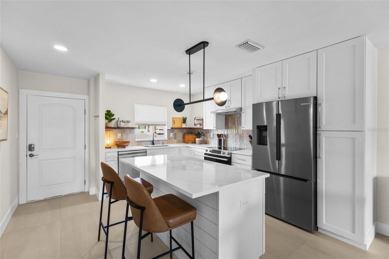 3330 Gulf Of Mexico Drive, Unit 107D, Longboat Key, FL 34228 Photo