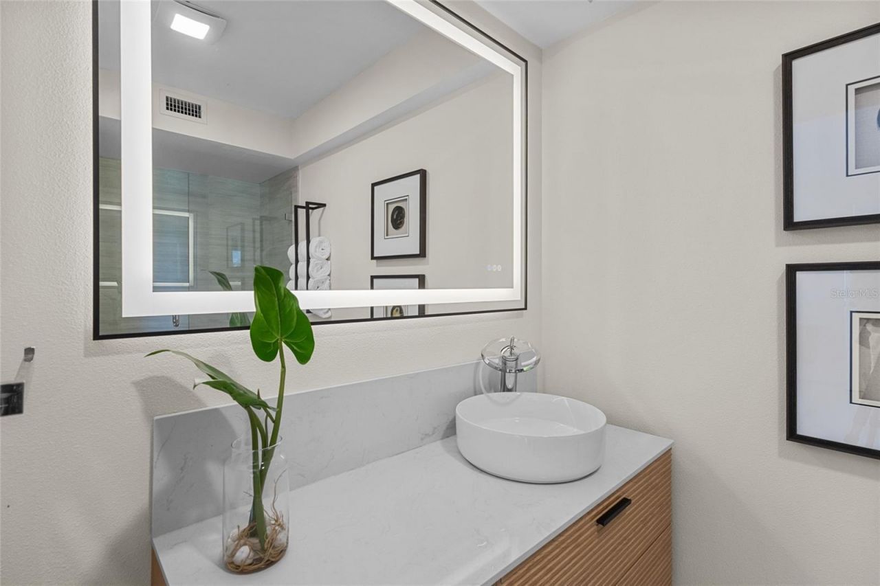 3330 Gulf Of Mexico Drive, Unit 107D, Longboat Key, FL 34228 Photo