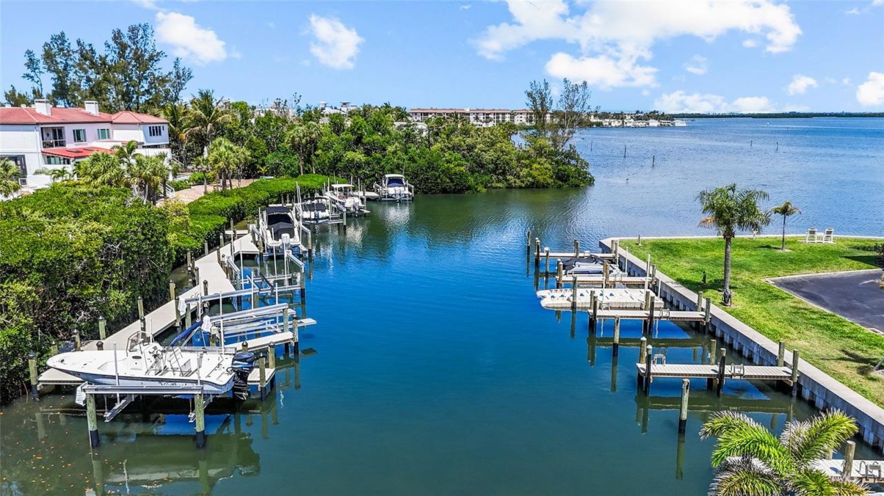 3330 Gulf Of Mexico Drive, Unit 107D, Longboat Key, FL 34228 Photo