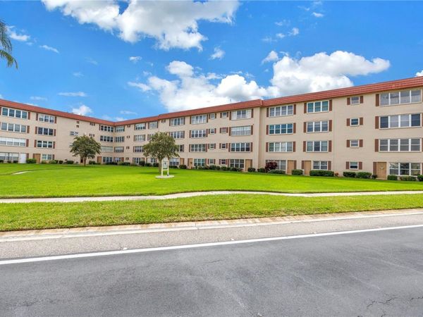 9950 62ND TERRACE N, Unit 209, ST PETERSBURG, FL 33708