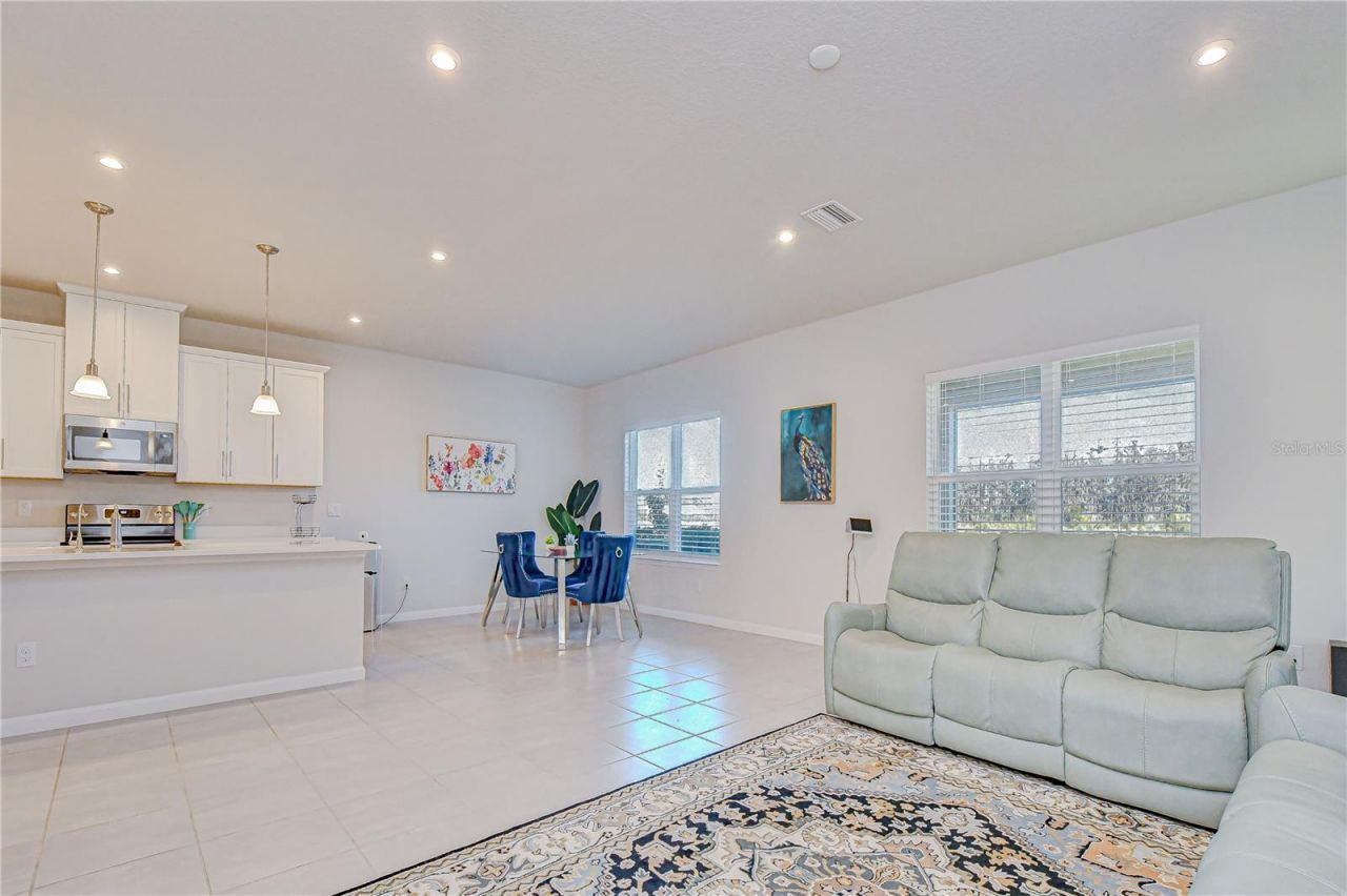 10422 Gliding Eagle Way, Land O Lakes, FL 34638 Photo