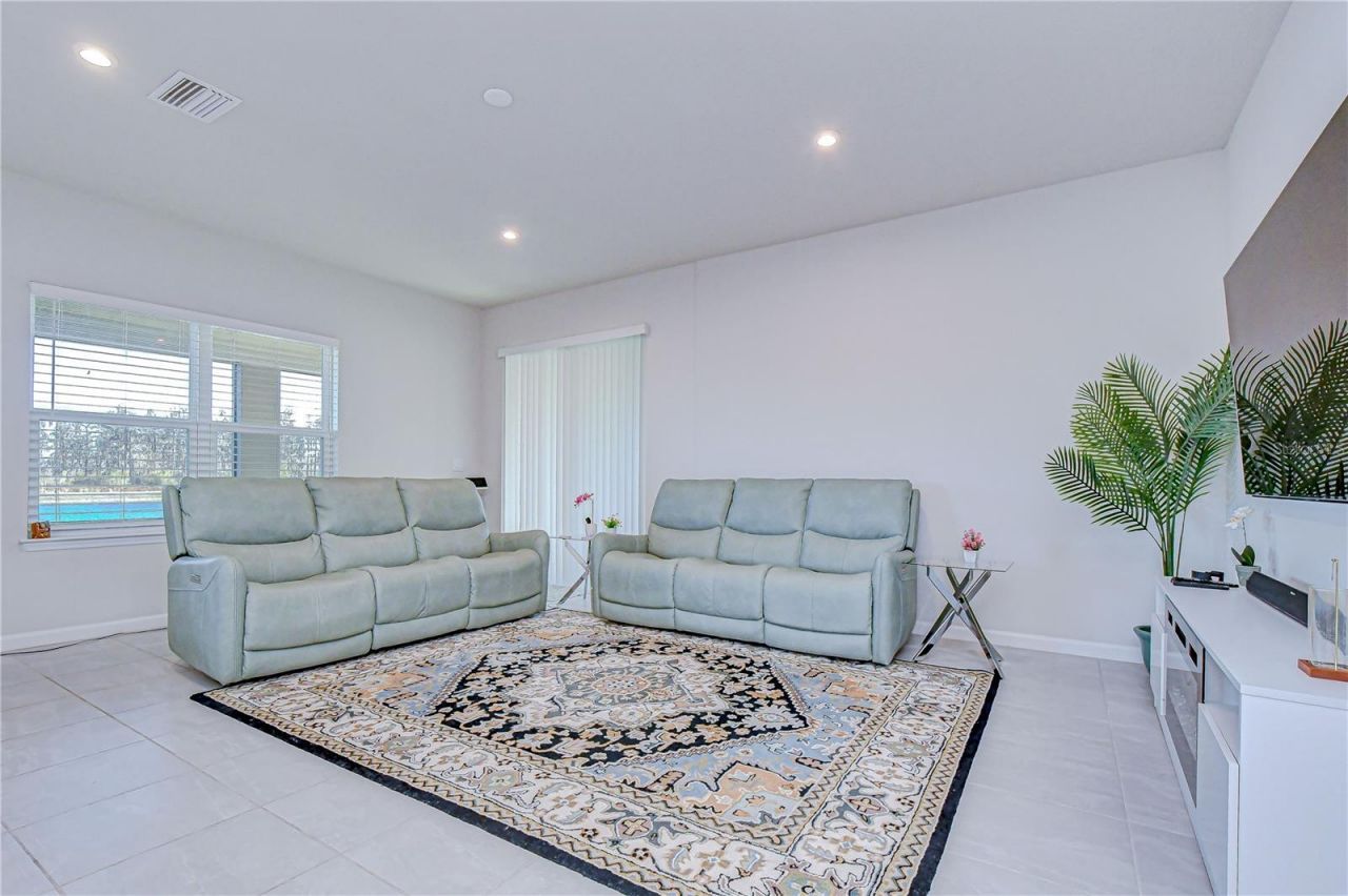 10422 Gliding Eagle Way, Land O Lakes, FL 34638 Photo