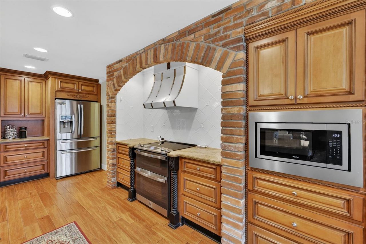 33746 Spring Drive, Leesburg, FL 34788 Photo