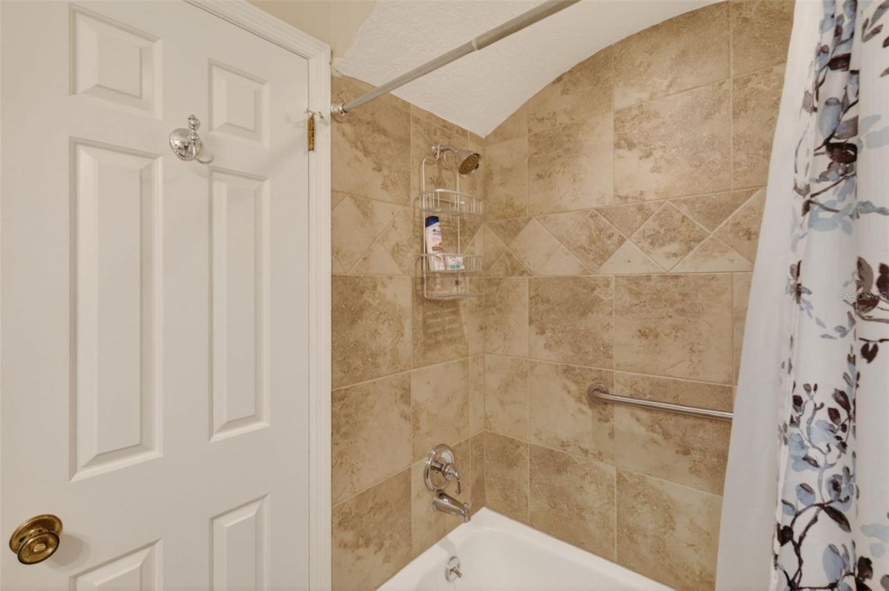 33746 Spring Drive, Leesburg, FL 34788 Photo