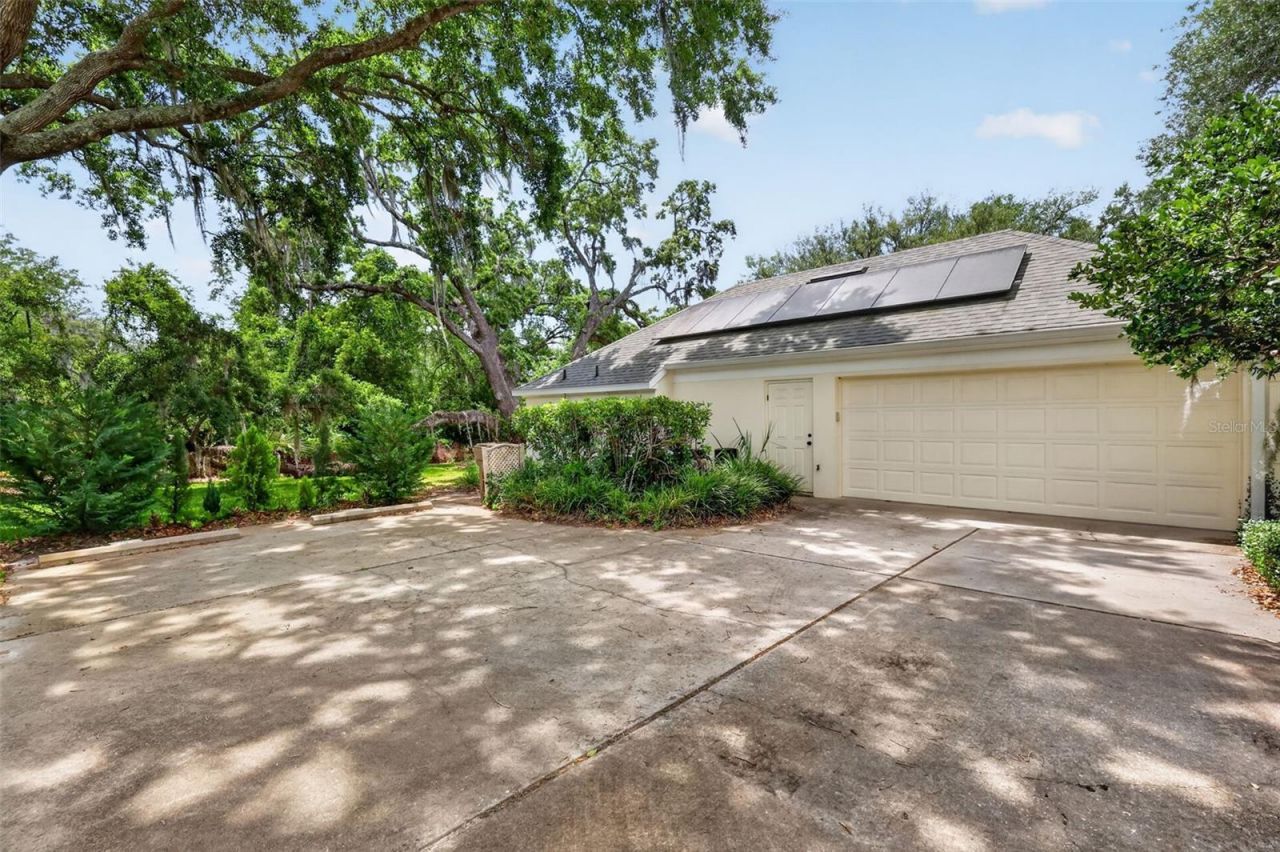 33746 Spring Drive, Leesburg, FL 34788 Photo