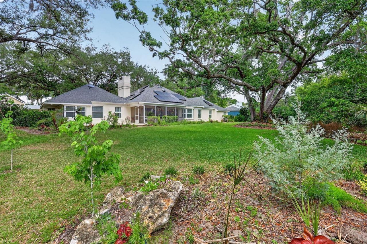 33746 Spring Drive, Leesburg, FL 34788 Photo