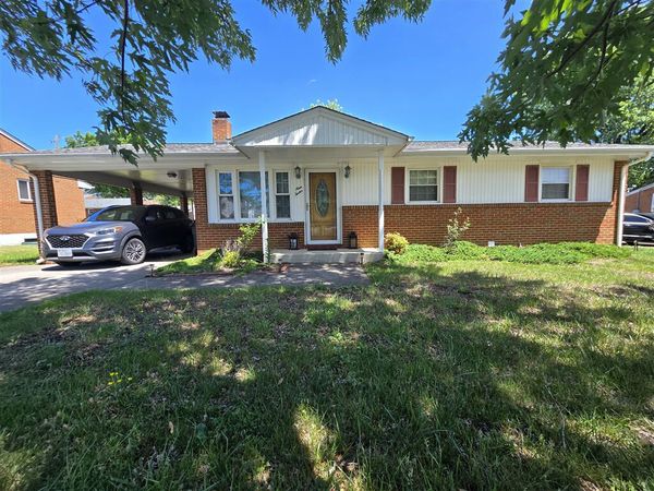 912 Hemlock RD , Salem, VA 24153