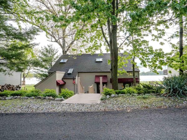 1112 Brubaker Street, Warsaw, IN 46580