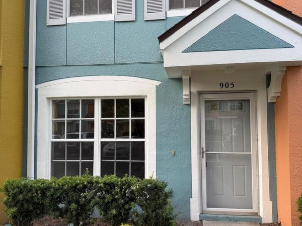 12311 KENSINGTON LAKES Drive, Unit 905, Jacksonville, FL 32246