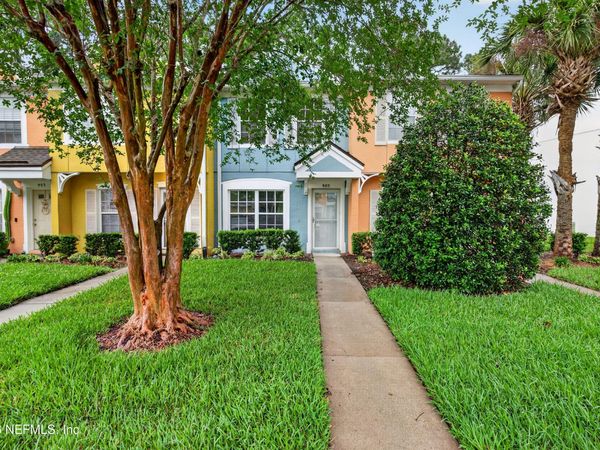 12311 KENSINGTON LAKES Drive, Unit 905, Jacksonville, FL 32246