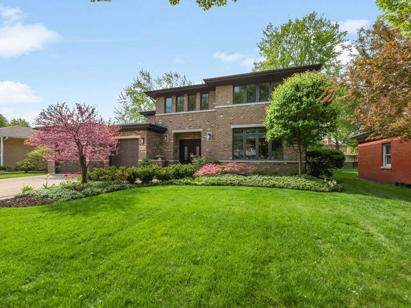 4315 Suffield Court , Skokie, IL 60076