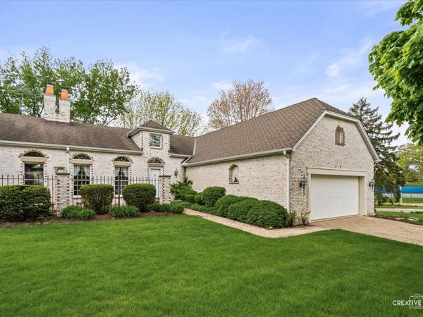 1 Glengarry Lane , Sugar Grove, IL 60554