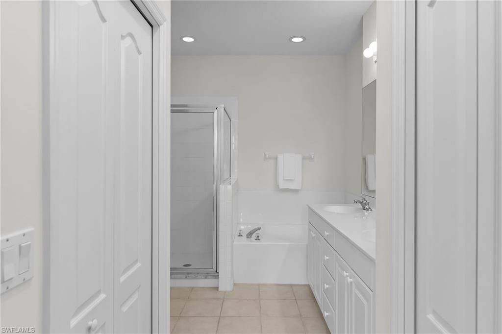 285 Cays Dr, Unit 2309, Naples, FL 34114 Photo