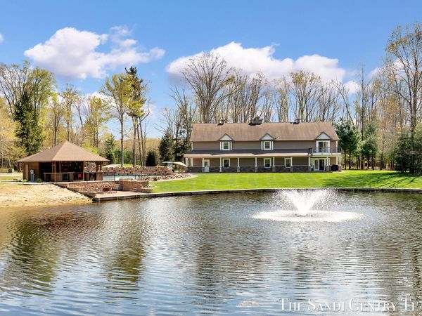 16159 Ferris Street, Grand Haven, MI 49417