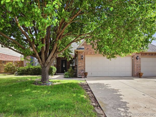 4103 W Roanoke Place, Broken Arrow, OK 74011