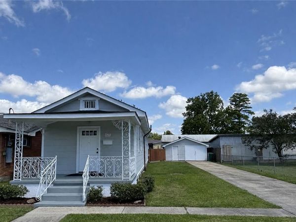 625 JUNG Boulevard , Marrero, LA 70072