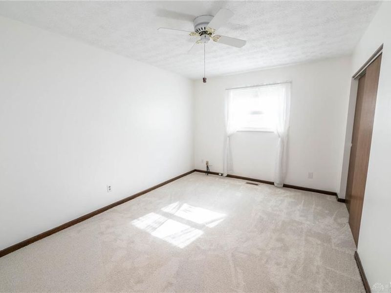 4853 Old Salem Road, Englewood, OH 45322 Photo 8
