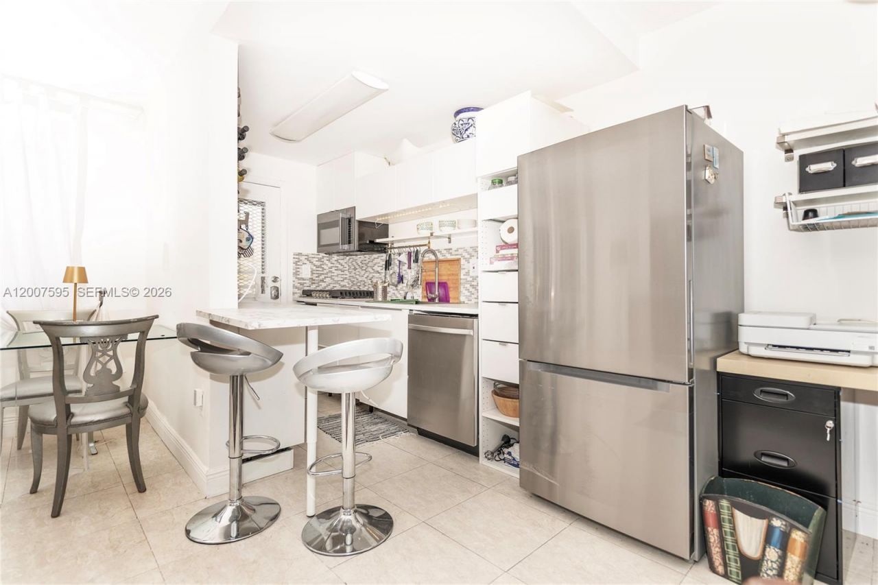 Please Call For Address, Unit 204, Miami Beach, FL 33139 Photo