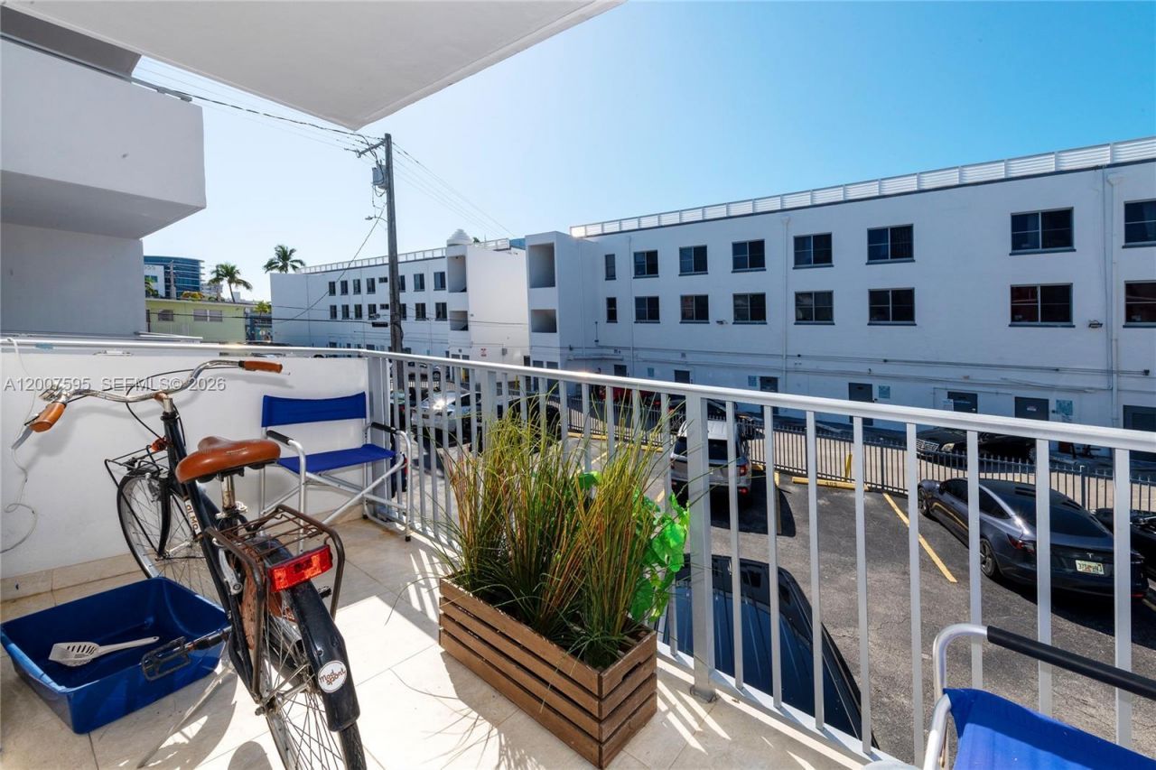 Please Call For Address, Unit 204, Miami Beach, FL 33139 Photo