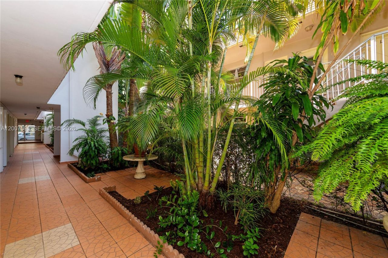 Please Call For Address, Unit 204, Miami Beach, FL 33139 Photo