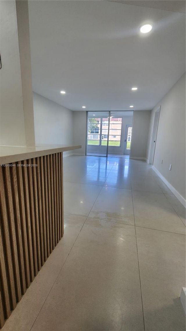 2711 N Pine Island Rd , Unit 112, Sunrise, FL 33322 Photo
