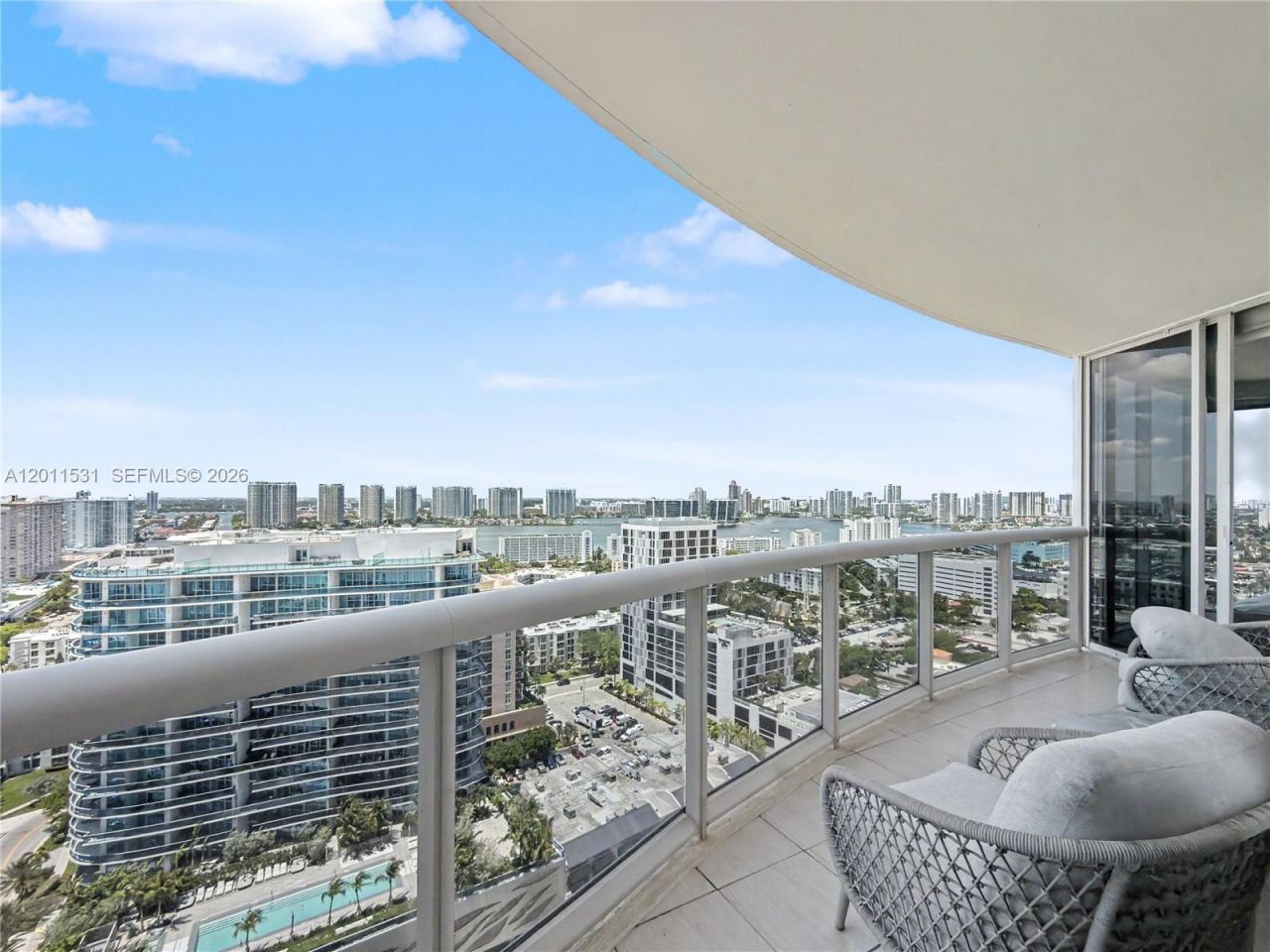 17555 Collins Ave, Unit 2501, Sunny Isles Beach, FL 33160 Photo