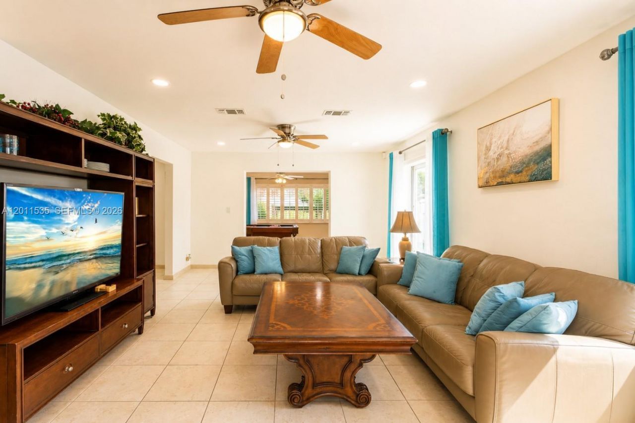 1660 NE 25th Ave, Pompano Beach, FL 33062 Photo