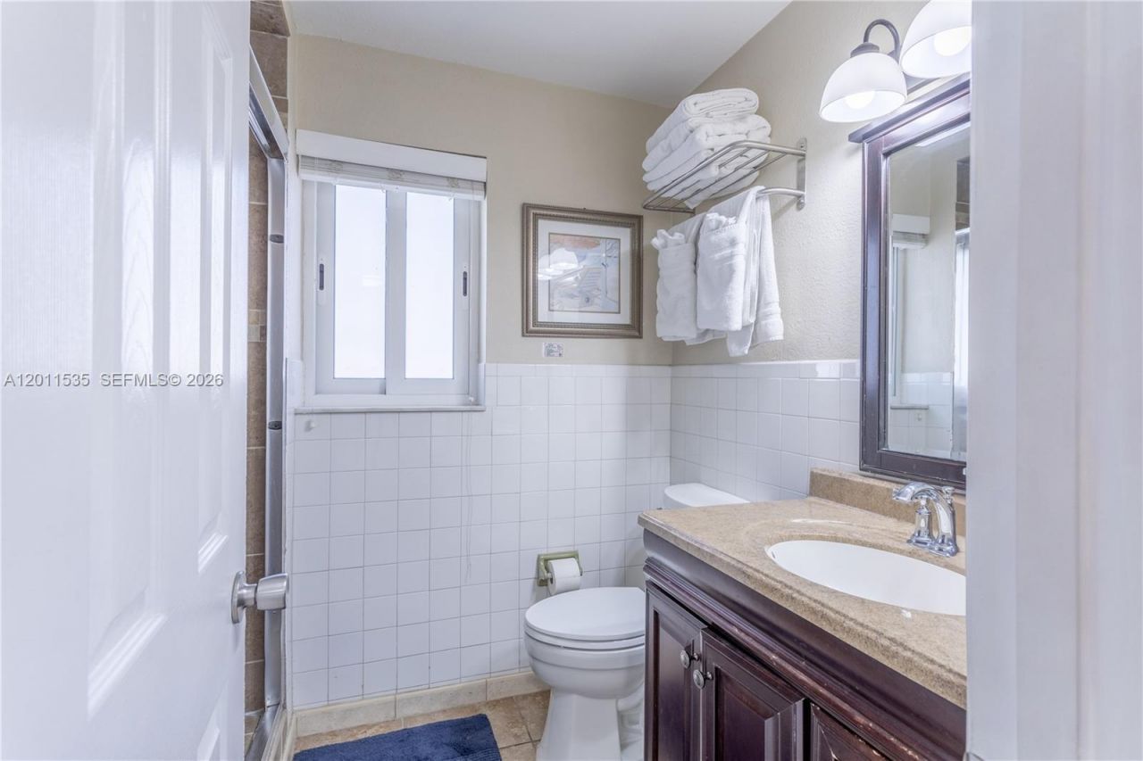 1660 NE 25th Ave, Pompano Beach, FL 33062 Photo