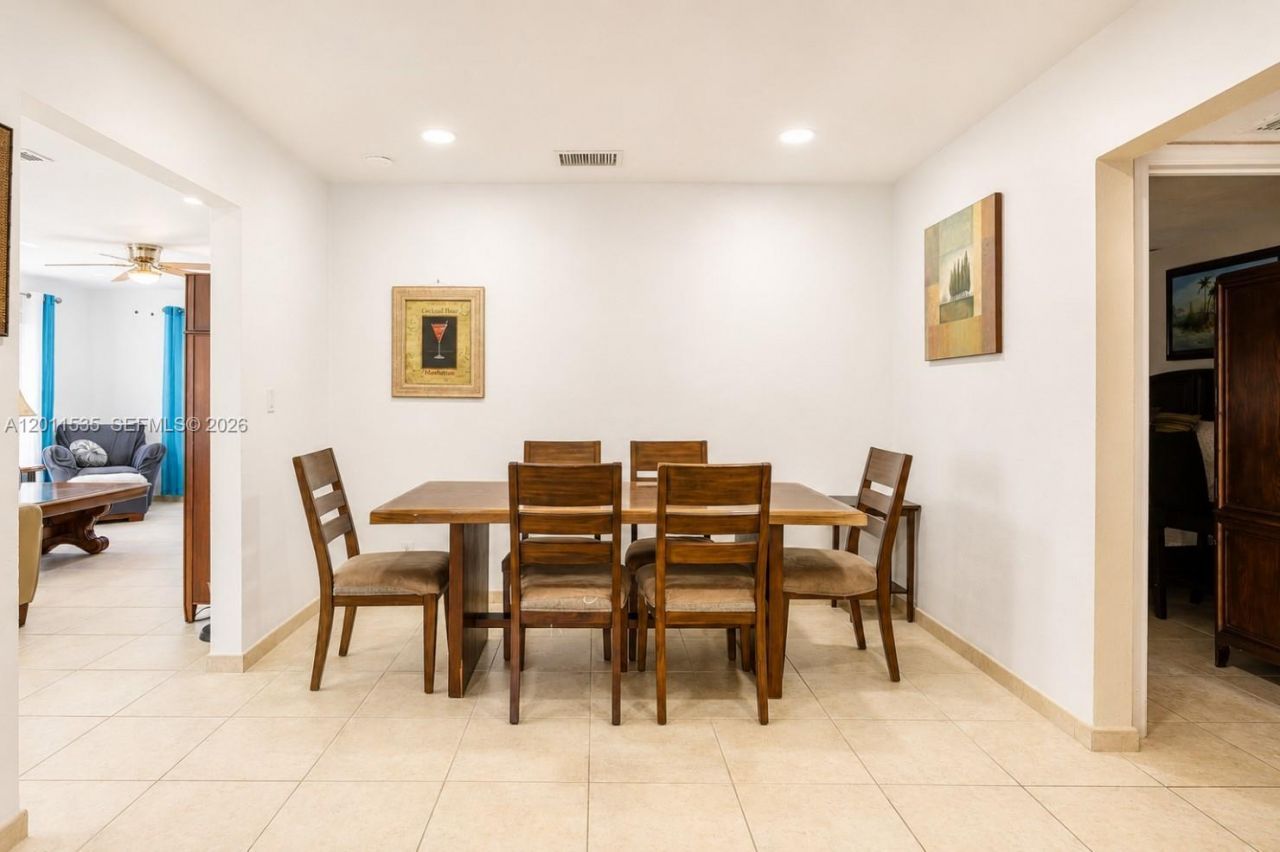 1660 NE 25th Ave, Pompano Beach, FL 33062 Photo