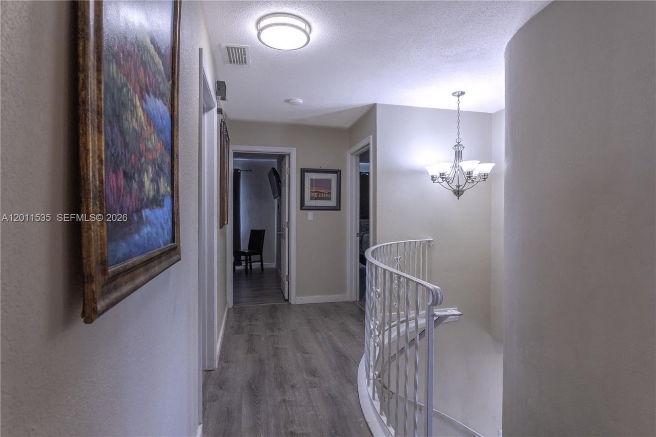 1660 NE 25th Ave, Pompano Beach, FL 33062 Photo