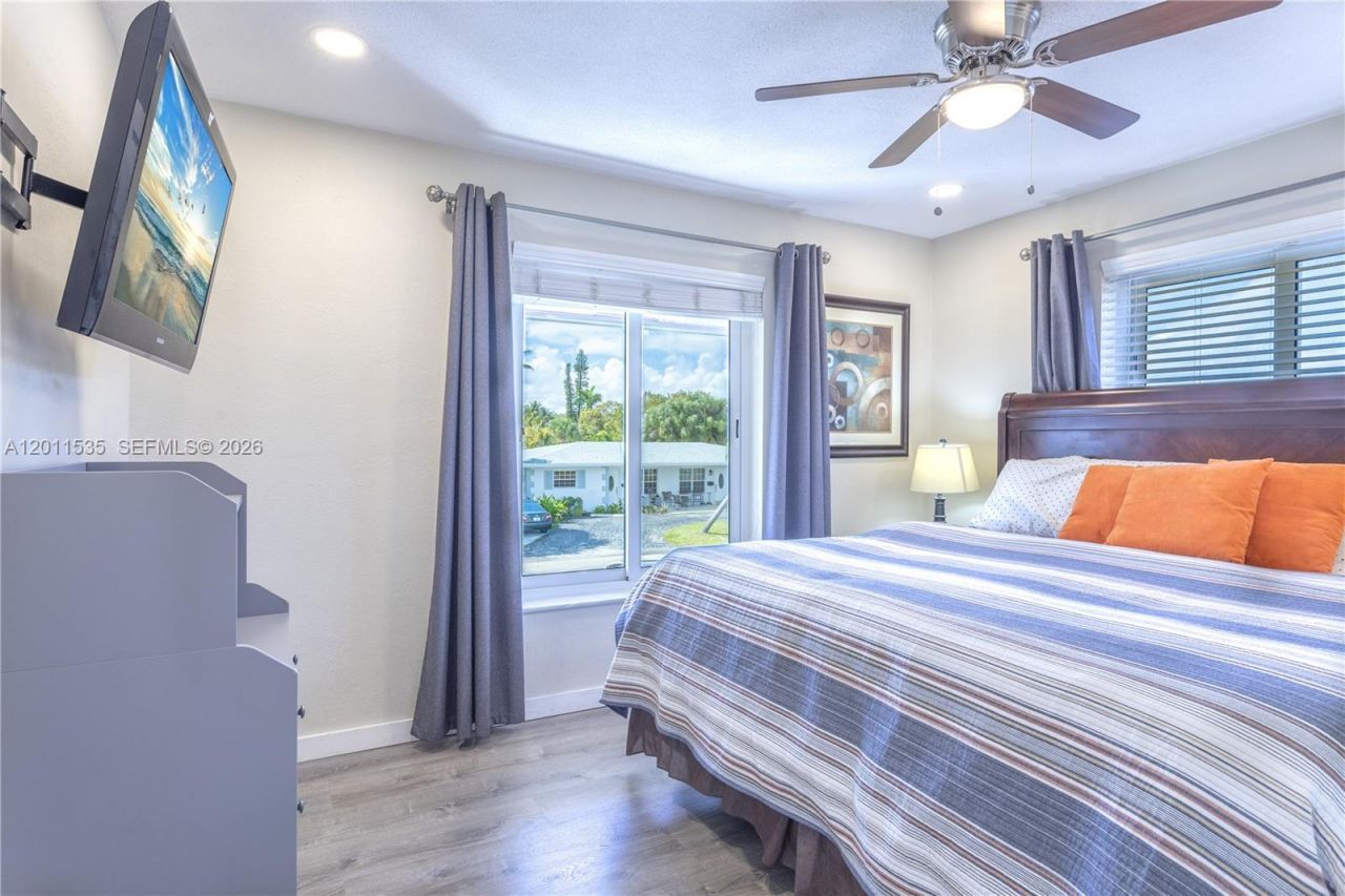 1660 NE 25th Ave, Pompano Beach, FL 33062 Photo